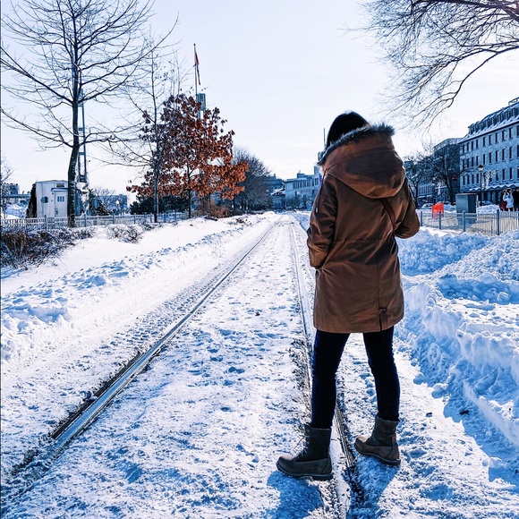 Meet your Posher, Sherry - Picture 1 of 1